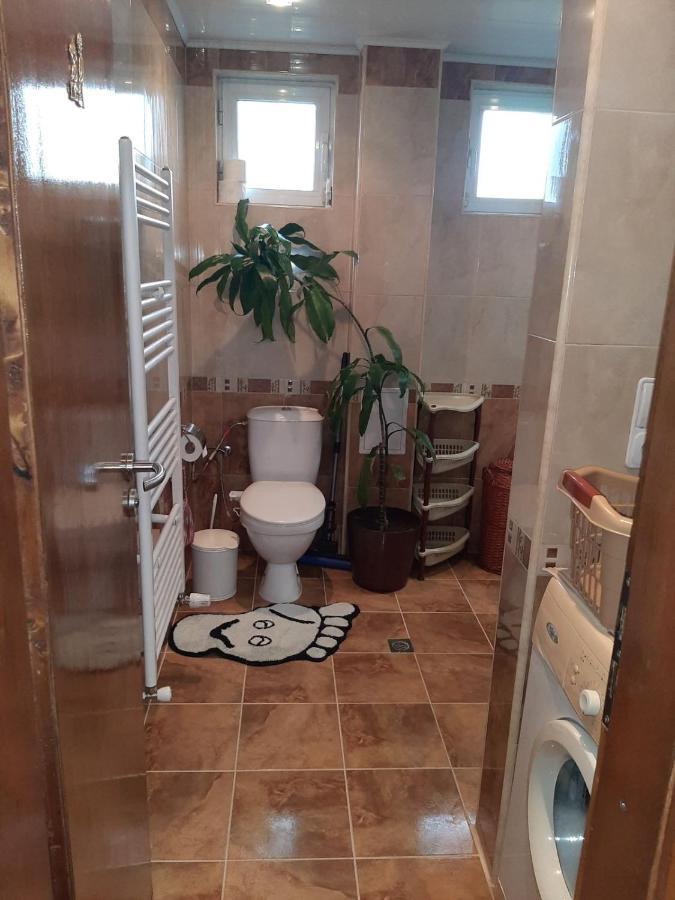 Къща За Гости Градина Aheloi Exterior foto